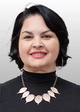 ISABELA BENEVIDES MOREIRA