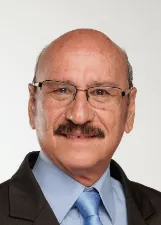 LOESTER NUNES DE OLIVEIRA