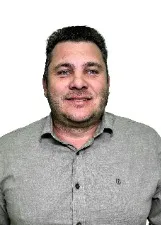 VANDERLEI MICHARKI VARDENSKI
