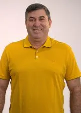 VÉLTON QUINCOZES POLETO