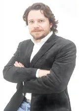 RAPHAEL OTT COLLARES