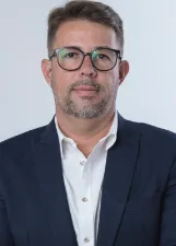 THIAGO VIZZOTTO MENEZES