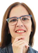 CARINA CINTRA SERRANO DE MEDEIROS