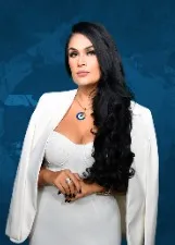 ALINE DOURADOR LUCHETTA