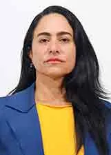 LIVIA CLAUDIA OLIVEIRA DA SILVA