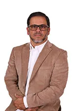 MÁRCIO OLIVEIRA GUIMARÃES