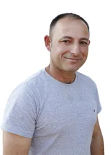 ADRIANO DE REZENDE PARREIRAS