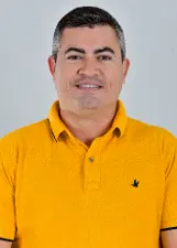 EVERALDO JUNIOR DE MENESES