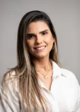 LARISSA ARAÚJO DE CASTRO TELES