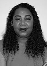 ELISA SOARES DE ARAUJO