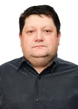 JAIR ROBERTO UHDE