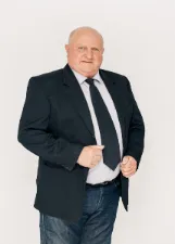 LAURI KAEFER