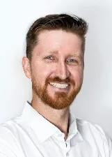 ADRIANO KNIESS KUNZ