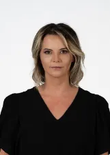 ELAINE NUNES CORREIA