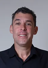 MÁRCIO ROBERTO DOS REIS