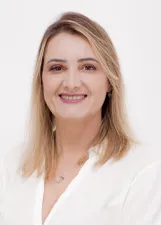 VALESKA MENEZES GARCIA