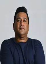 ELVIS LOY OLIVEIRA