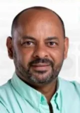 MOISES VALADARES DE SOUZA